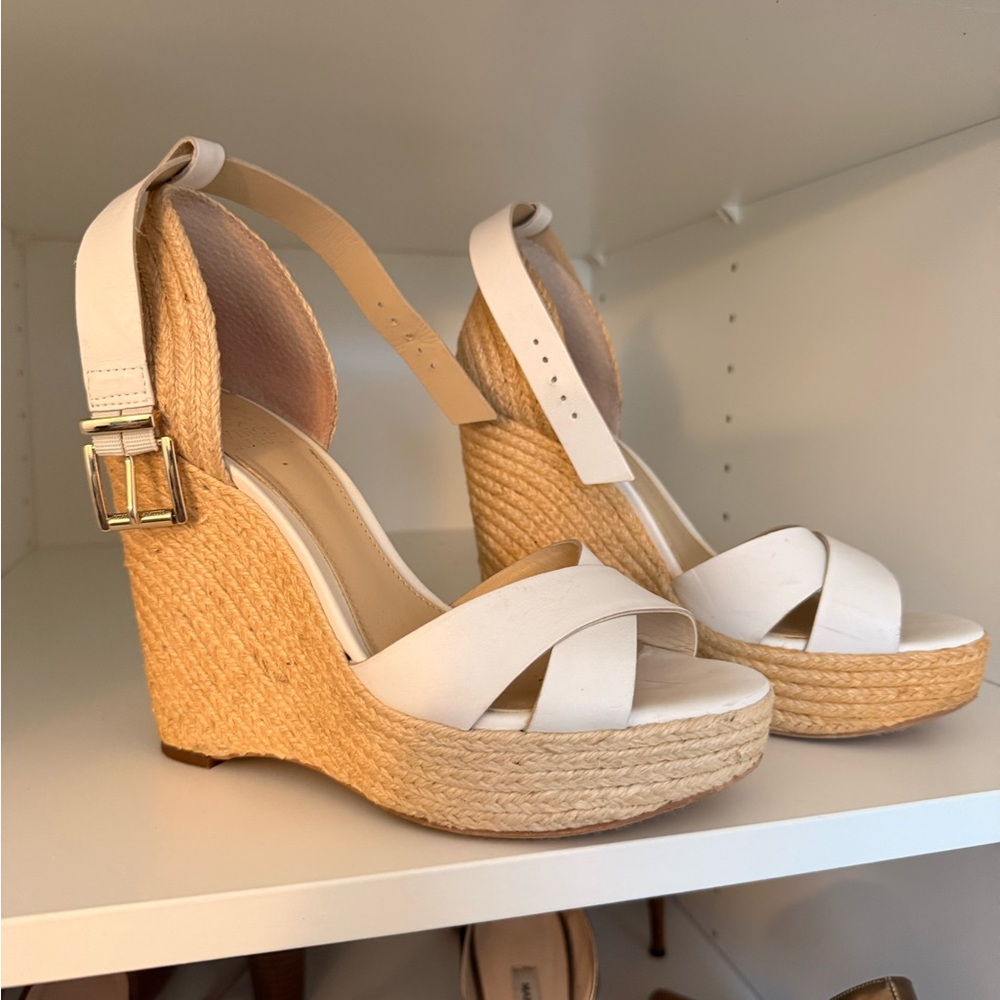 Vince Camuto Elegant White Wedge Sandals